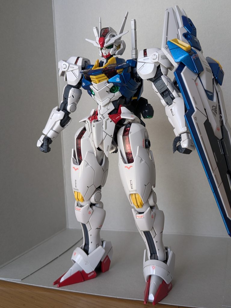 ガンダム系の機体の中でかなりスマートでスタイルがイイ感じです😊やっぱりゴツい機体より好きかも😆