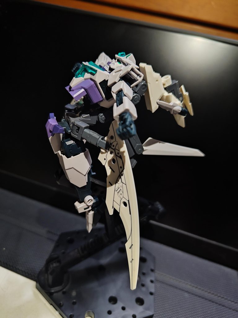 コアガンダムDカスタム–4枚目/制作者：@hikaru_yuu