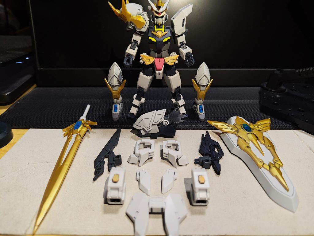 弓使いテーマと魔法使いテーマの装備もそのうち作りたいですね