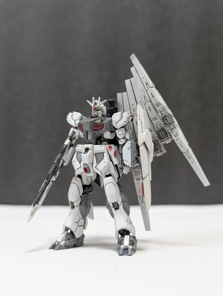Zガンダム3号機みたいなカラーリングがかっこいい