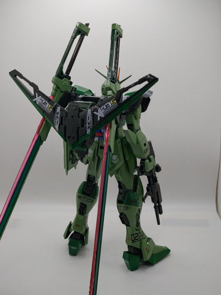 緑のソードインパルス–3枚目/制作者：中級ワゴン