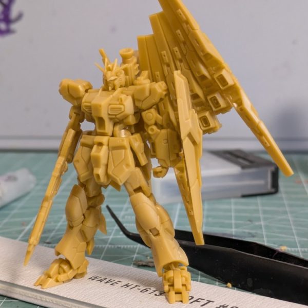 アーティファクトνガンダム