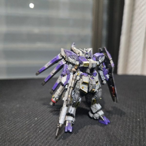 アーティファクトのHi-νガンダム
