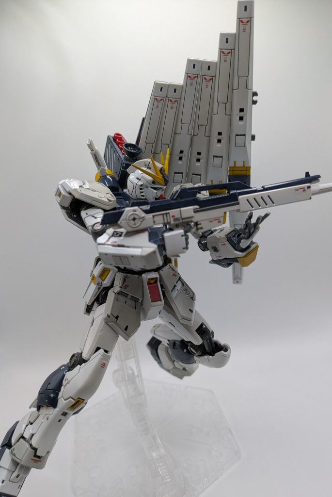 ポーズ決めるとさらにカッコ良い