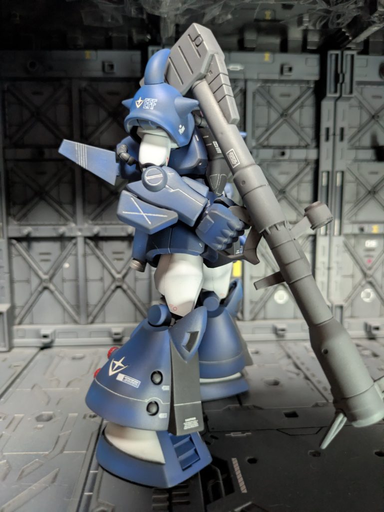 グフにジャイアントバズーカがとても似合うとは！そしてグフに連邦軍のデカールを貼るとは！