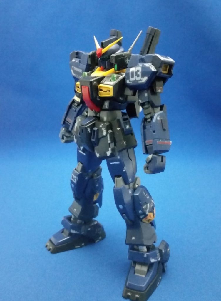 HGUCのMarkIIエゥーゴ仕様は持っていたのでティターンズ仕様を購入スタイリッシュでカッコいい
