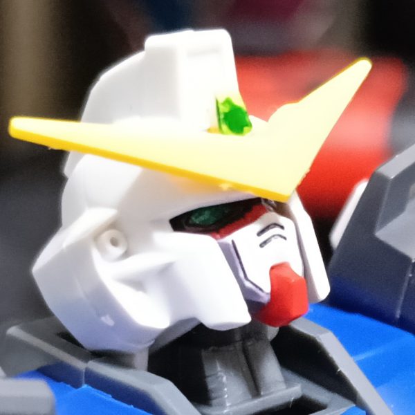 アンテナをFGヴァーチェの物に交換デュアルアイは自分の好みでグリーンにあと一緒に買ってたユニバースブースターも付けてみました&nbsp;テンションがいつもに比べて低く見えるって?高校生になったんすよ俺も(今高2だから今更)（2枚目）