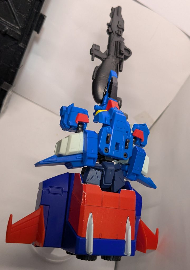 GファイターのBパーツをつけてよりMAぽい見た目に