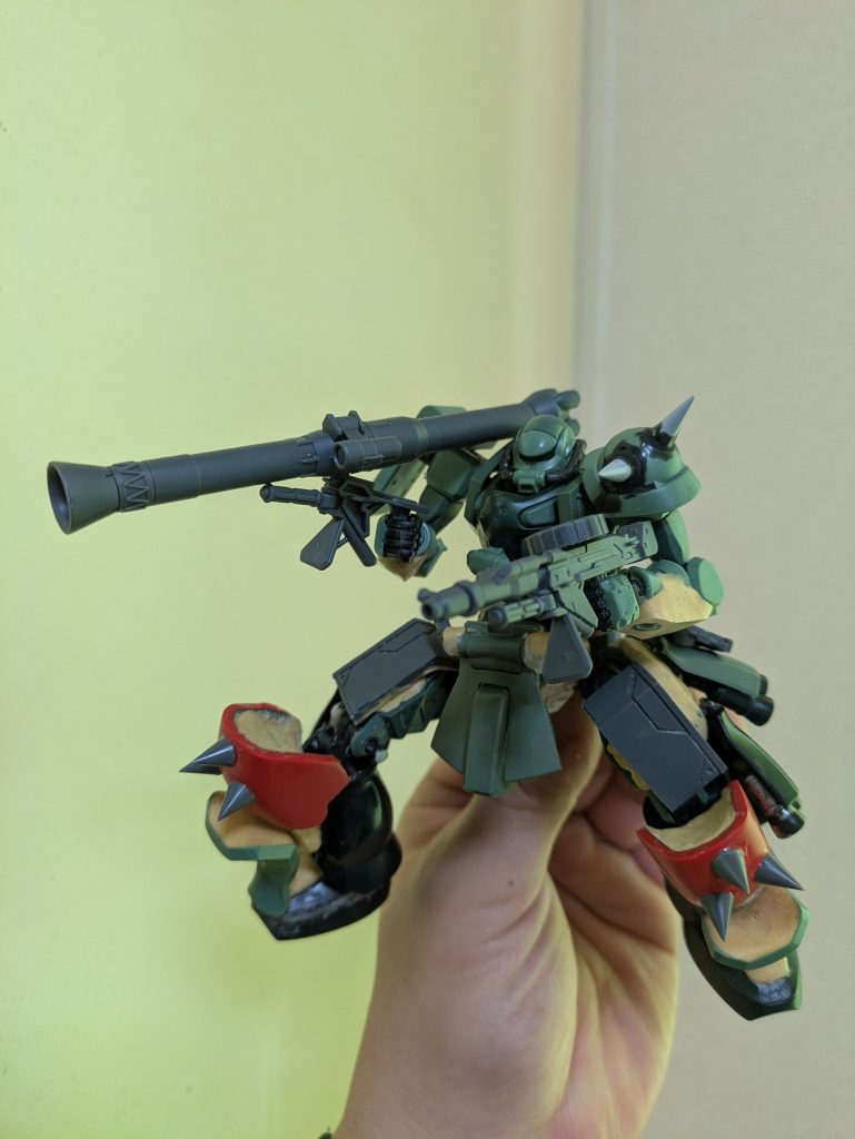 作品名：武器を持たせてみました✨️<p>太もも太く気にいらなかったのでノコでカットし スリム化 バックショットの腰回りにもいいジャンクパーツがあったので取り付けました。 スパイクシールドの待機場所？使わないときの配備？場所は,はかまの左右に取り付けました‼️  [&hellip;]</p>
