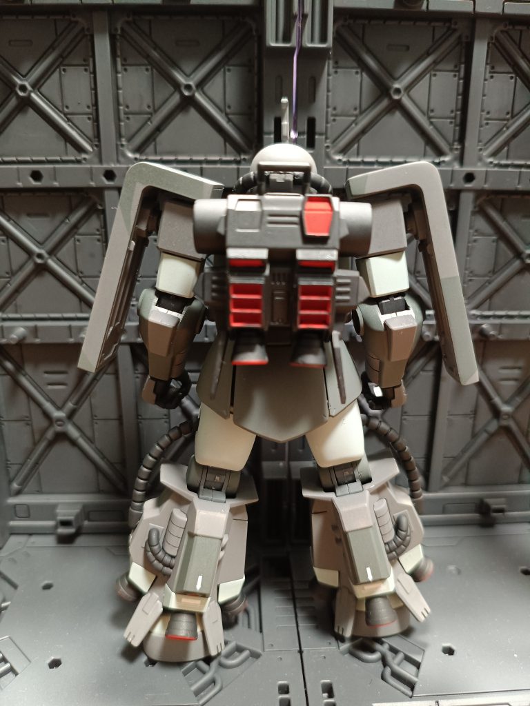 高機動型ザクIIは背面が命