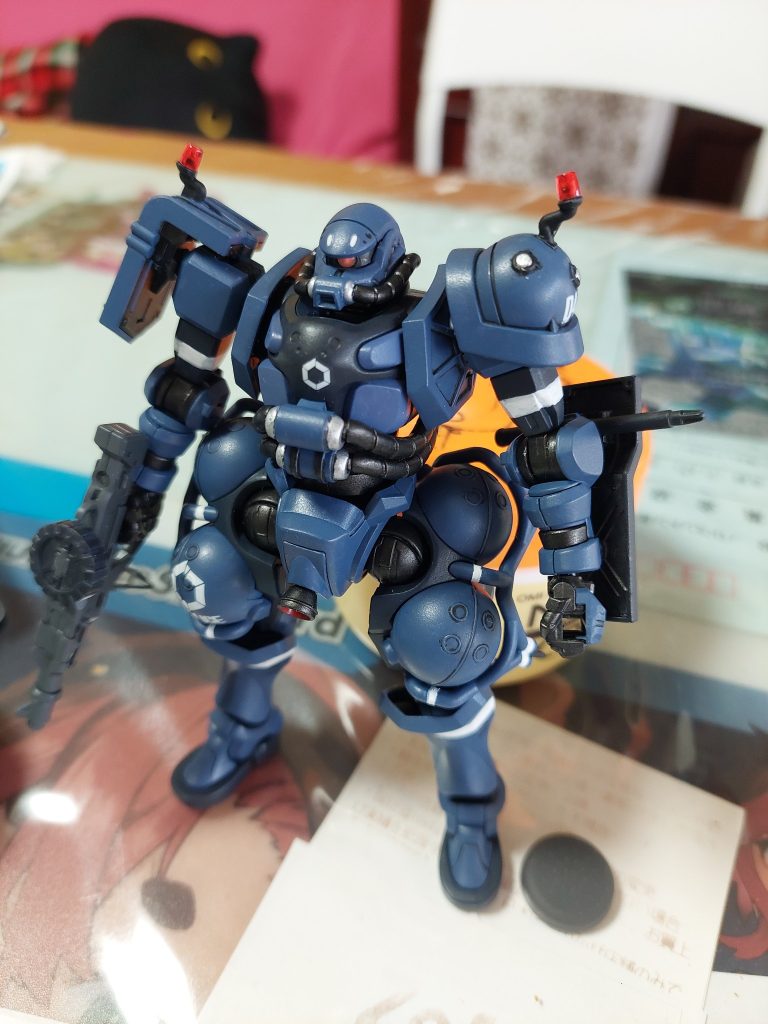 軍警ザク