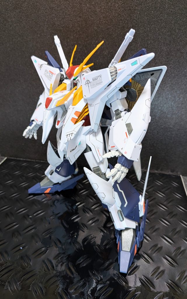 クスィーガンダム–2枚目/制作者：@Ymarl1