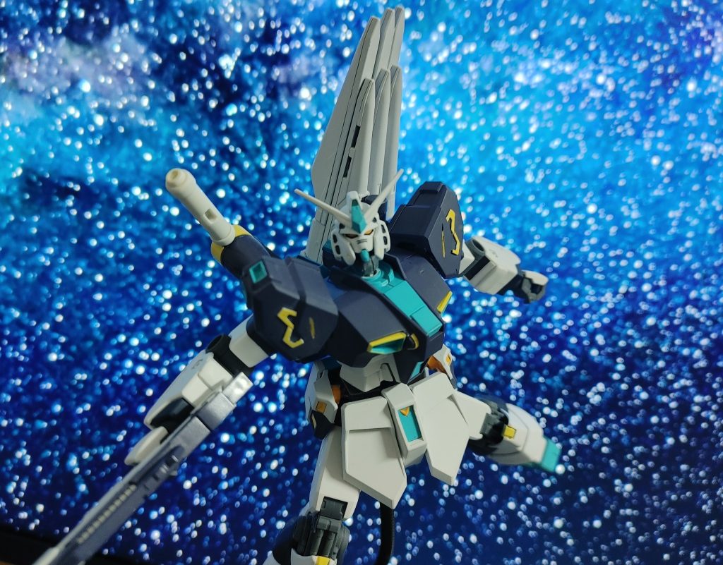 EG量産型νガンダム–3枚目/制作者：LOKUMA