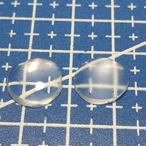 クリアパーツが気に食わなくて、再作成。お湯まる、レジンで複製。表面が粗く、透明度が低い。研磨する方法もありますが、サムネのレジンコート剤を使用。透明度が増しました！（3枚目）