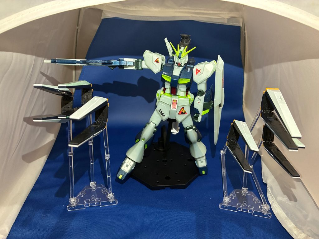 「行け!　フィン・ファンネル」&nbsp;