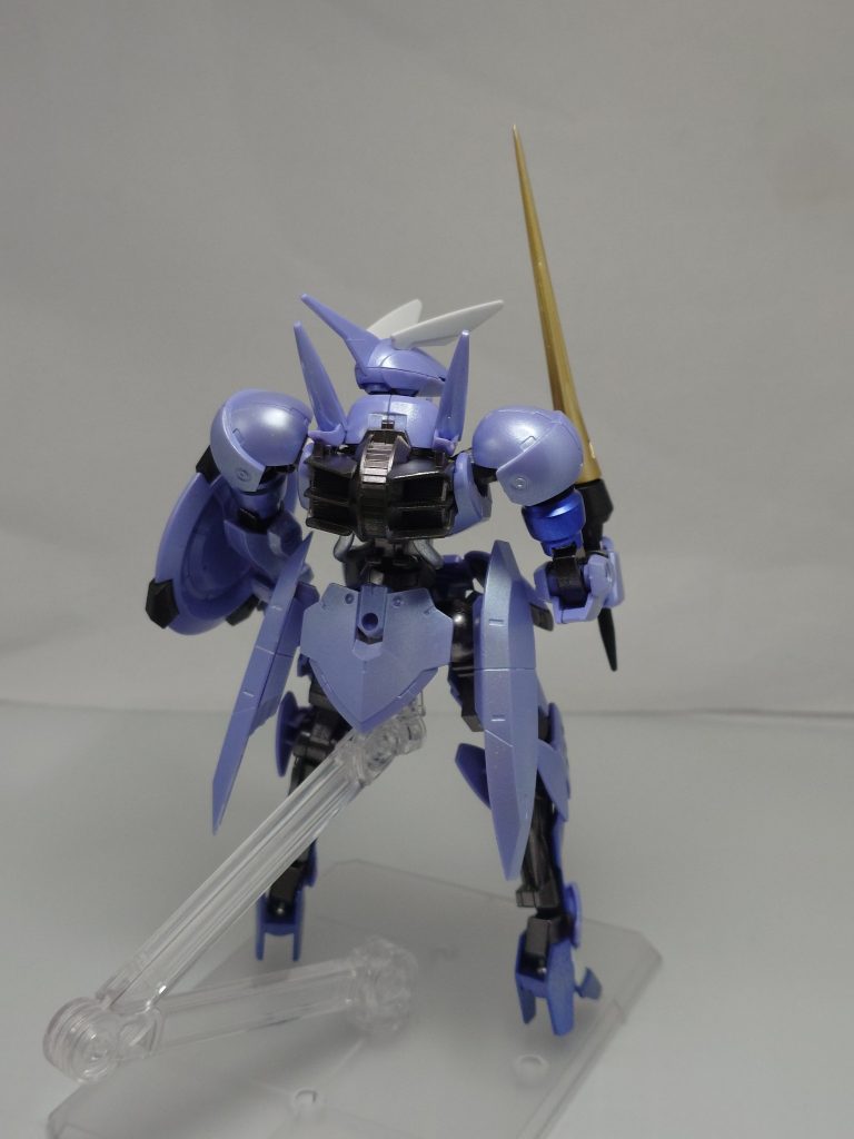 背面