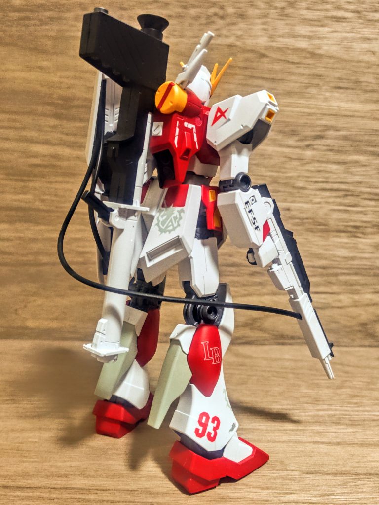 色んなデカールを買い足し、ストック。結構増えてきたんですが、それでも新しいものを見つけては買って。今回は赤い数字デカールを見つけて買ってしまいました。そんなのなかなか使う機会無いでしょと思いつつも、今回のモデルにはバッチリ似合います(笑)。