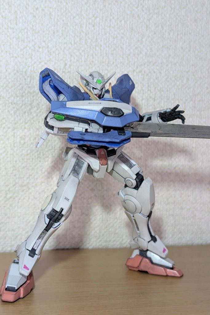 エクシアの武装だとやっぱりGNソードが好きです！斬りつけたあとにソード部分を畳む殺陣みたいな演出も良いですよね☺️