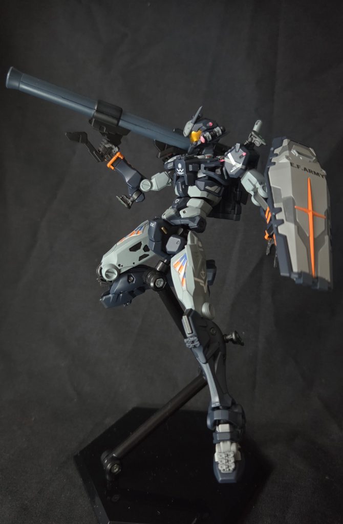 01ガンダム–4枚目/制作者：oraju