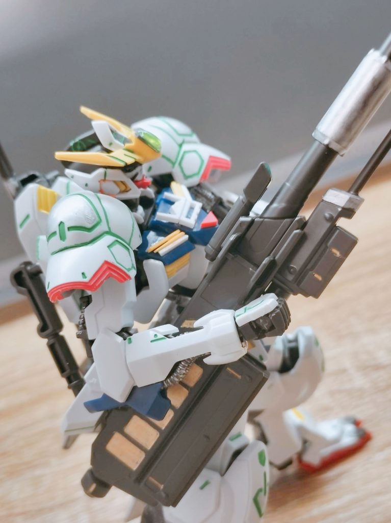 こちらは滑空砲