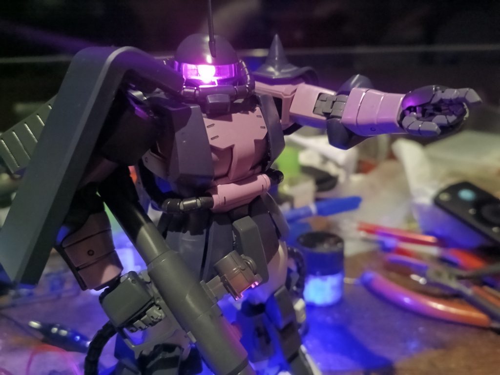 MG 高機動型ザクII 黒い三連星仕様 LED組込み–5枚目/制作者:福田 義康