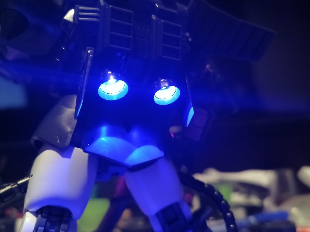 バックパックはいつものブルー