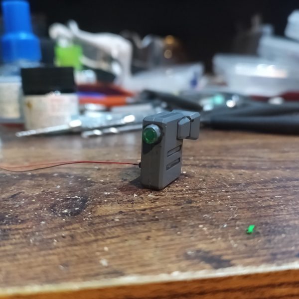 今回はラケーテン・バズを持たせます‼️👍スコープはWAVEのHアイズで小改造☝️（3枚目）