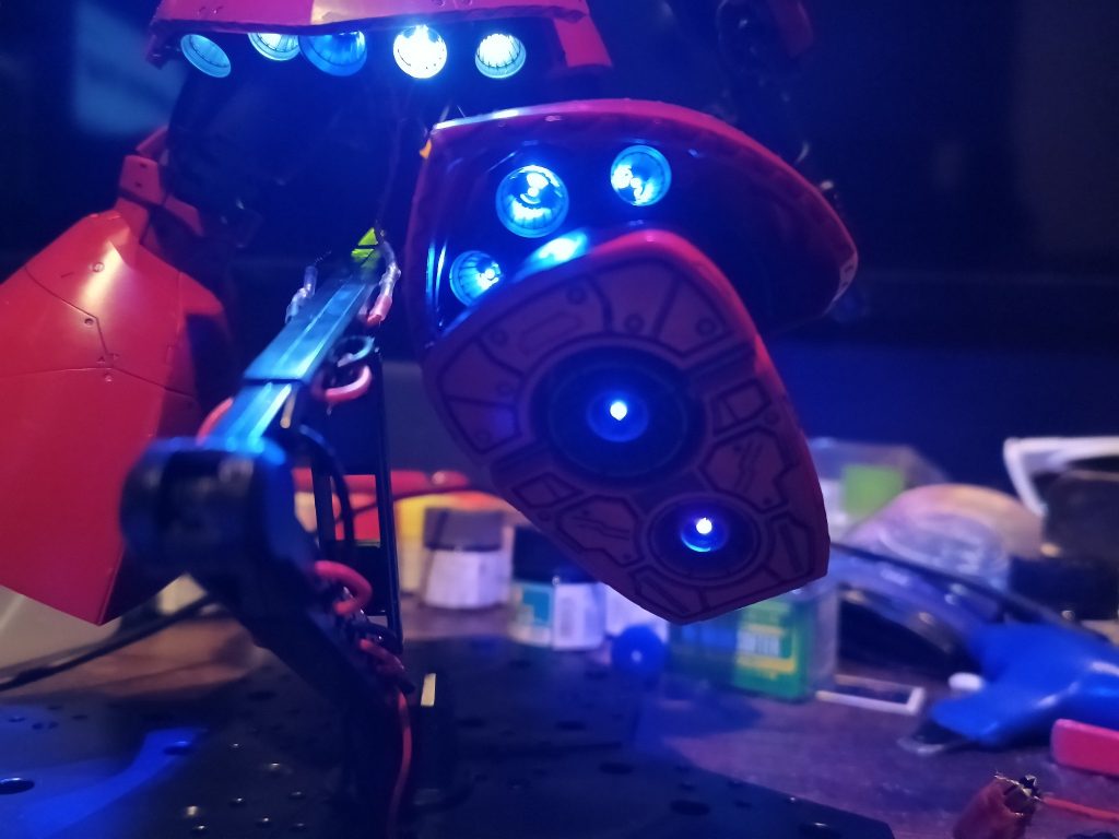 MG ゲルググ ジョニー・ライデン専用 LED組込み–2枚目/制作者：福田 義康