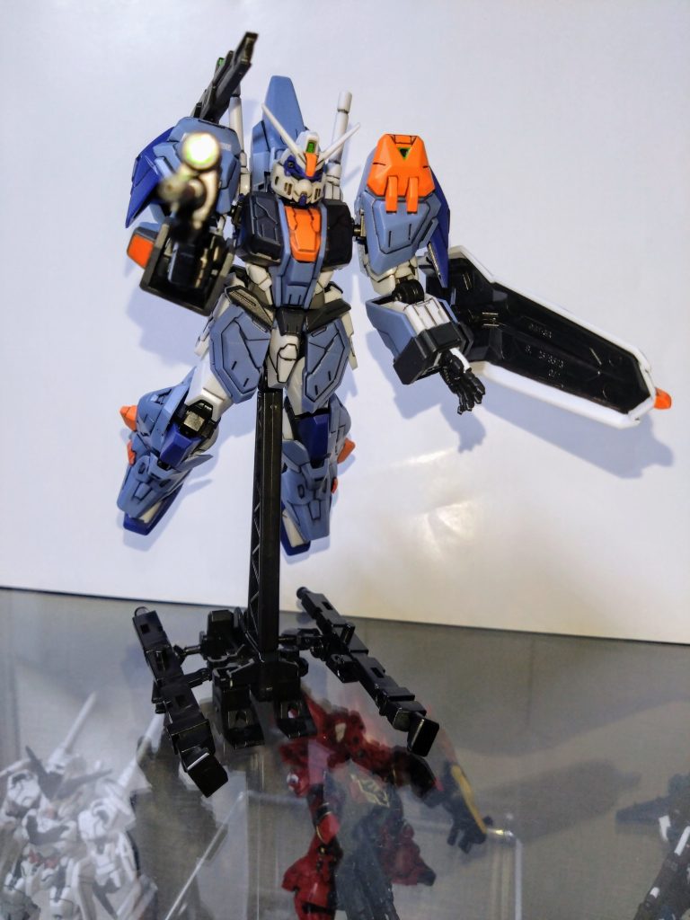 スミ入れはエナメル塗料のブラックです。