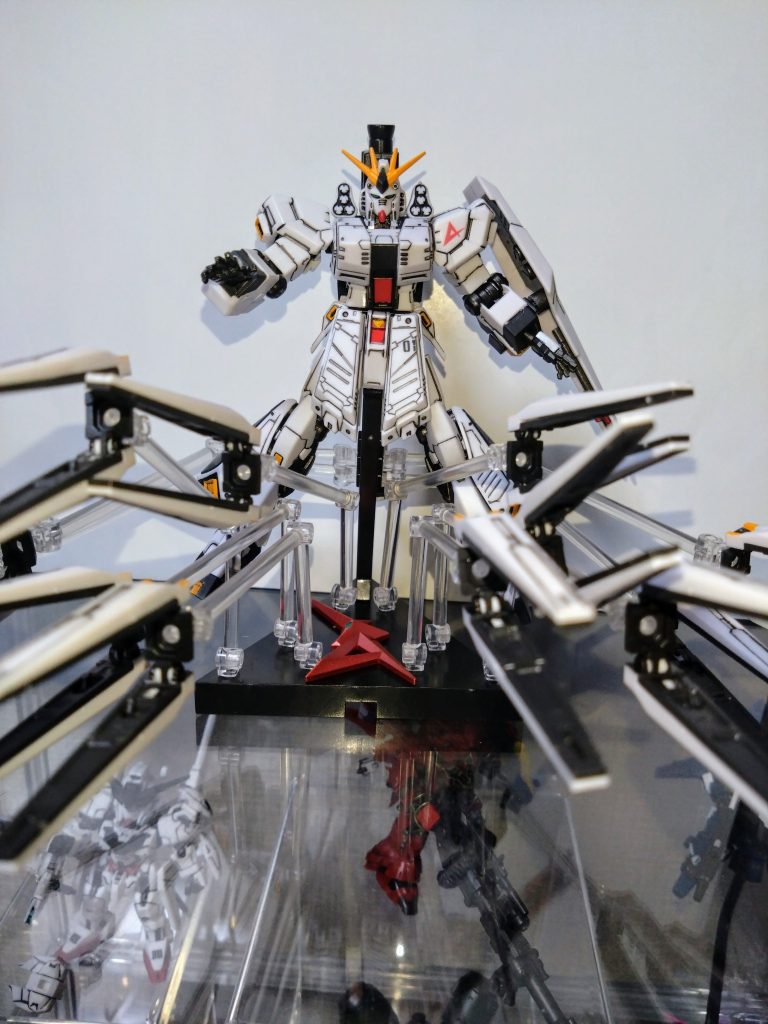 ダブル・フィン・ファンネルを射出。