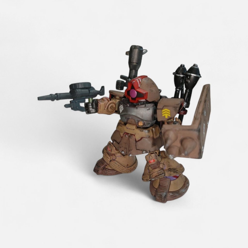 塗装はファレホの下地塗料を赤茶色に調色して塗り、上からファレホを黄土色に調色したものを塗りました（黒白の濃淡で2色にしています。）。あとはスポンジポンポンしてごまかしています。