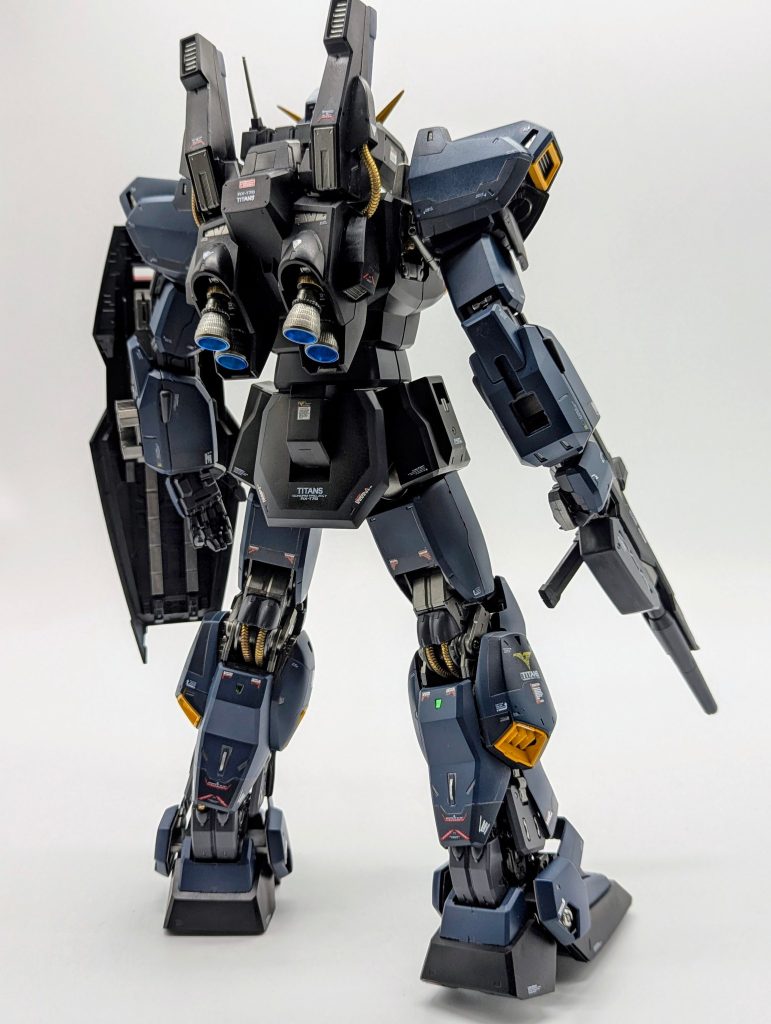 PGガンダムMark2ティターンズカラー改修塗装完成品–5枚目/制作者：kenshira0123