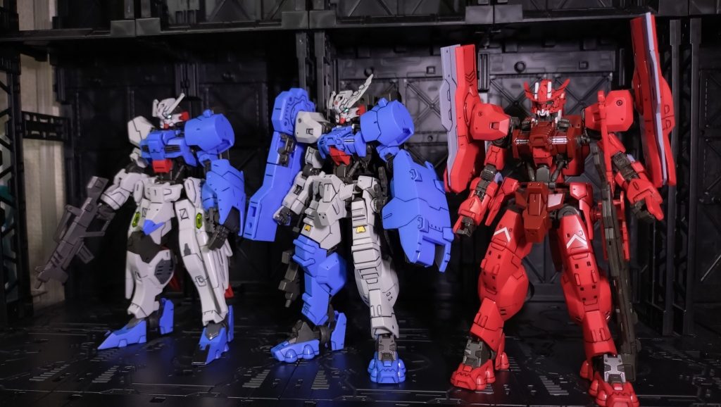 アスタロト、アスタロトリナシメント、アスタロトオリジンのスリーショットです。
