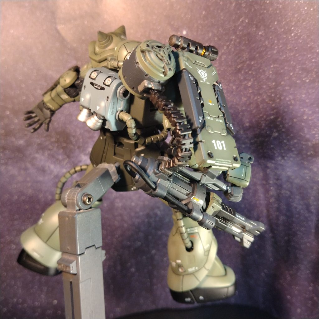 今回はオプションの3Dプリンタで製作してあるザクシールド付きのガトリング装備させて見ました！😀このオリジナリティなシールドが手に入れる決め手になりました！ちょい探すのも手に入れるのも苦労しました！😄😄