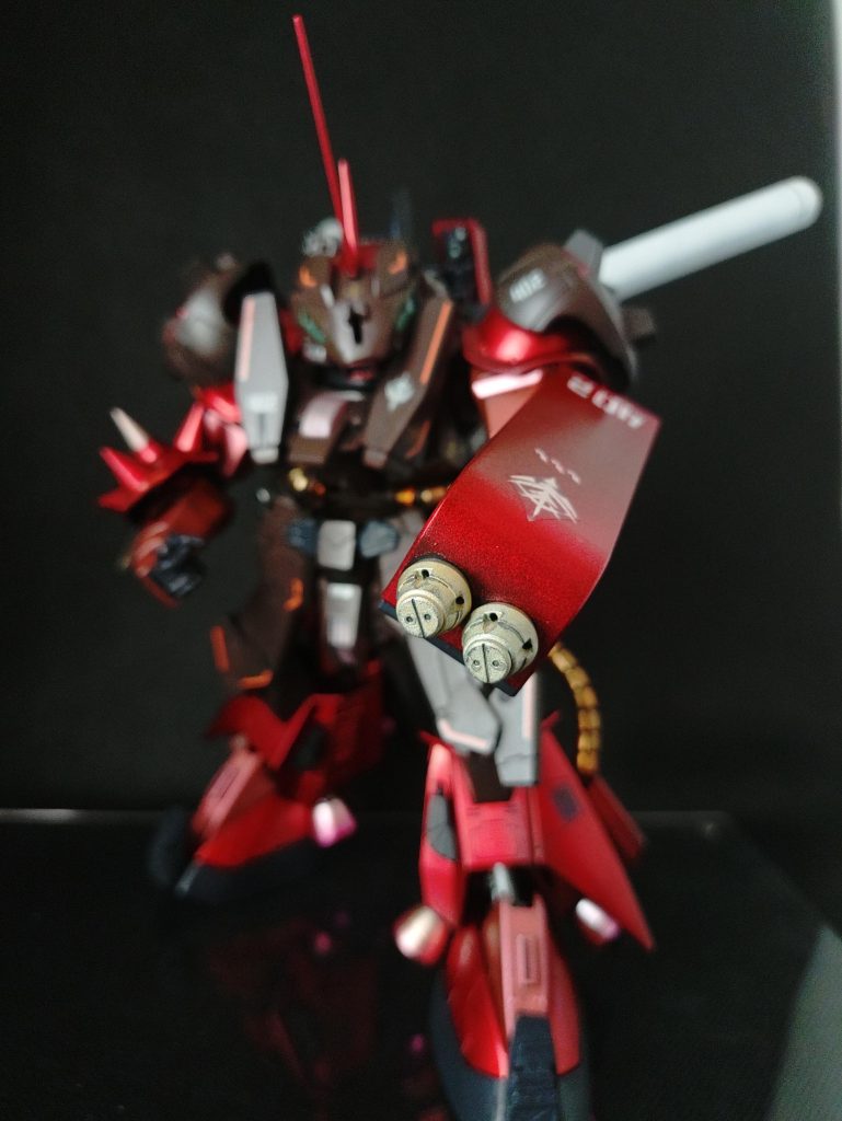 高速で突っ込んできて殴られて高圧電流とか酷すぎんか？