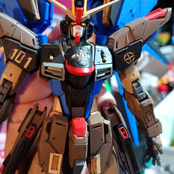 Hola, amigos, soy MikhaelGDM, el constructor 