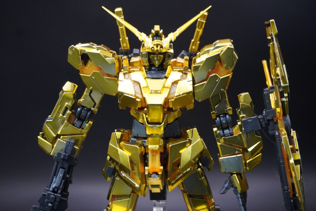 【素組】ユニコーンガンダムゴールドカラーVer.その2–3枚目/制作者：PANDAMAN01