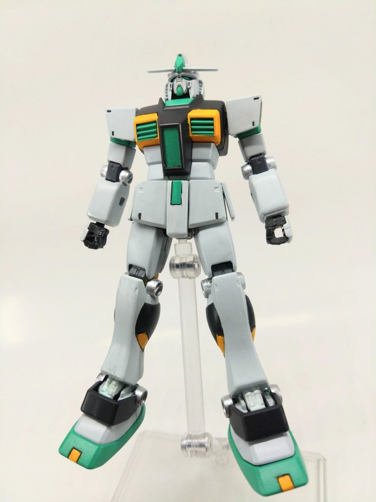 そういえばジムの日だな⋯と5日前に思い付きで作った為スジボリのラインはガタガタ、合わせ目消えてないわ、塗装もムラだらけでGUNSTAにあげるのもお恥ずかしい。でもせっかく作ったので。