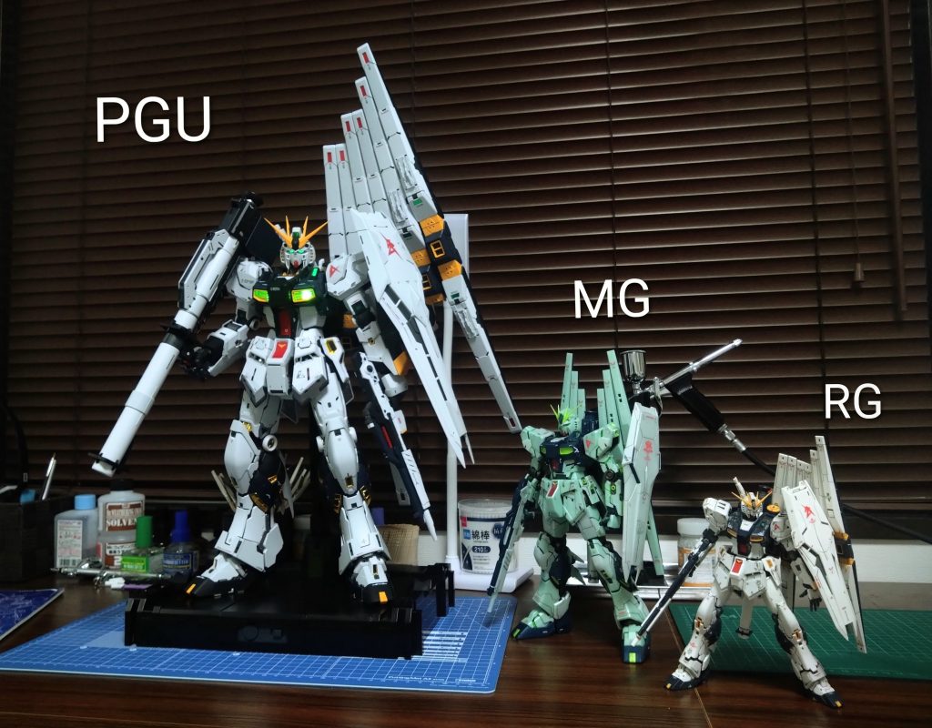 手持ちの各サイズを並べてみました