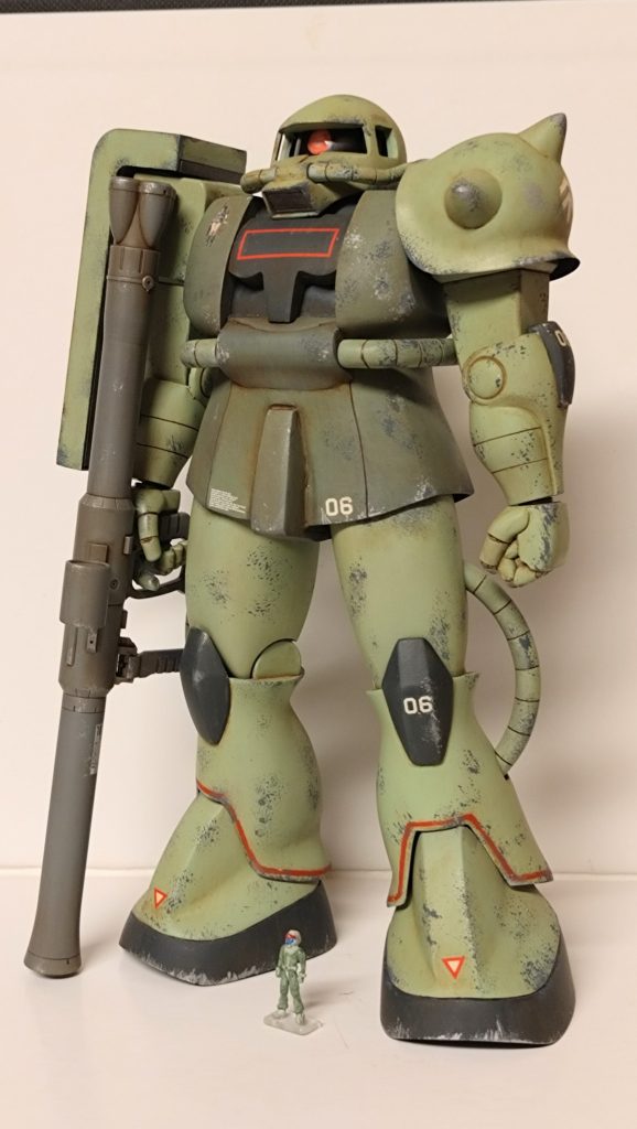 ほぼ全身に手を加えています😀塗装は水性ホビーカラー、ウォッシング後チッピングでウェザリングをしましたがちょっとやり過ぎました。