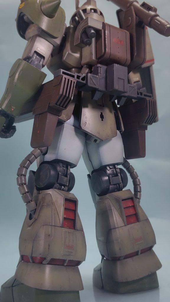 ヒートホークとかバズーカとか付くけどビッグガンが邪魔で付けられねぇでやんの。