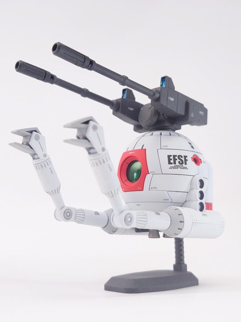 コクピット内も頑張って4色で塗分けたんですけど、暗いしキャノピー越しではほとんど見えませんね😅