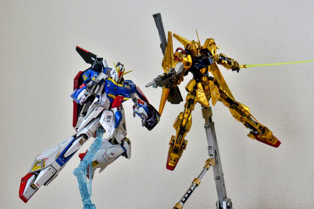 以前製作した百式とグリプス戦役ツーショット。