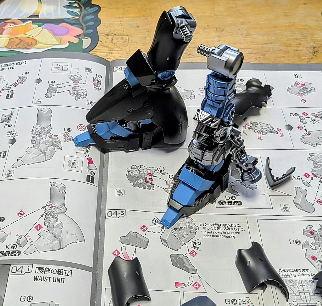 内部フレームにはフレームメタリック２を使用