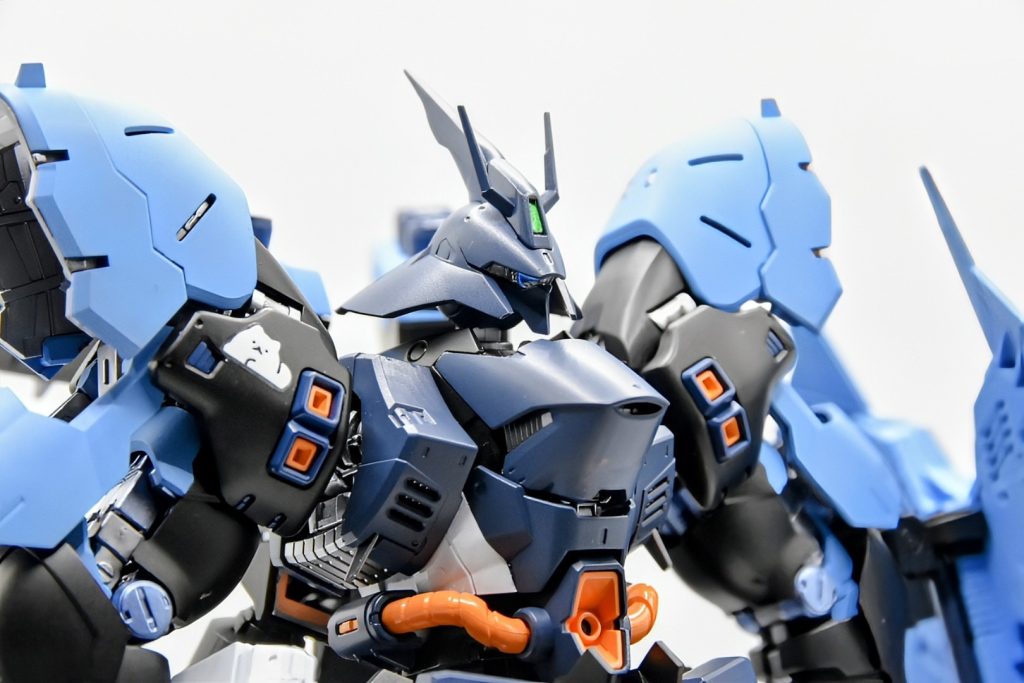 RGサザビー 星街すいせいver 完成–5枚目/制作者：shin