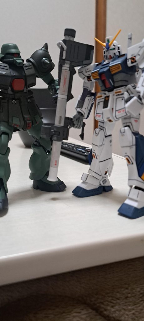 仲良く。チョバムアーマーはまだ手をつけてません。多分そのままかなぁ。今回もご覧頂きありがとうございました。