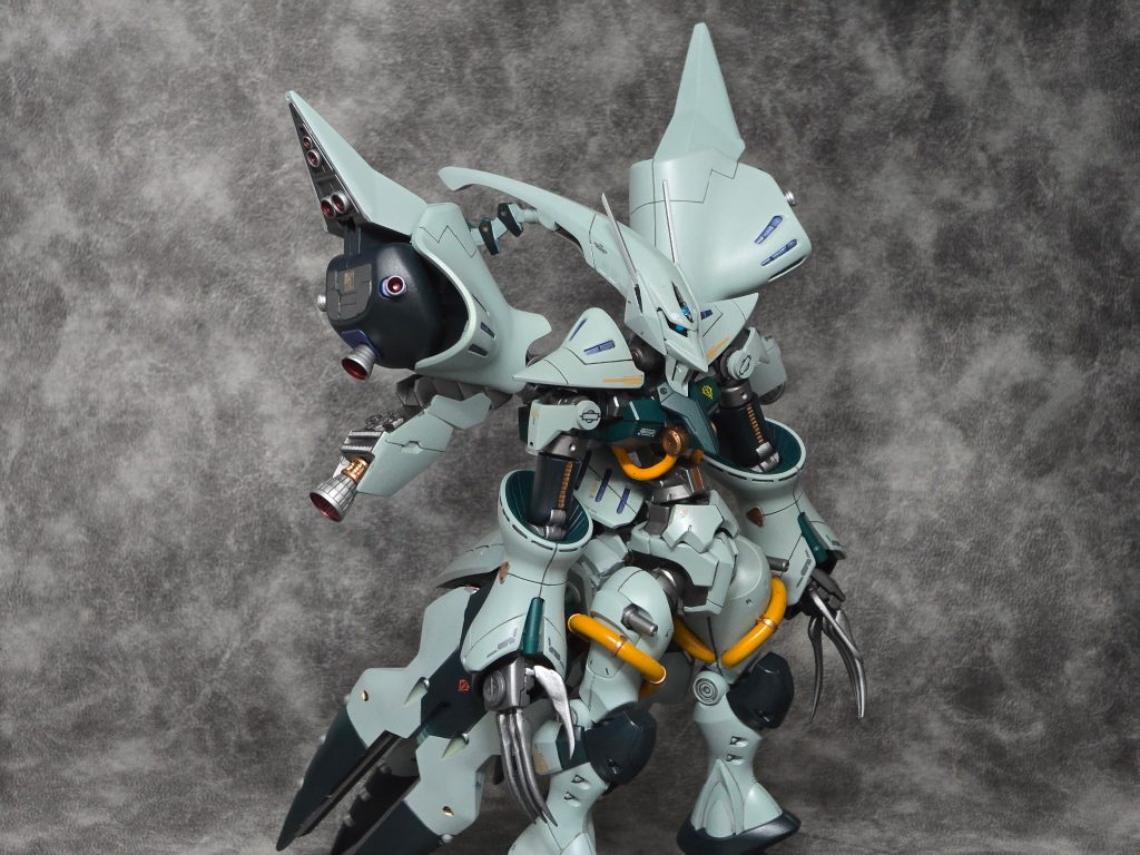 【型式番号：AMX-000　機体名：テルース】【武装】（腕部）ビームガン／ビームサーベル×2（腰部）ファンネル×10　　スカートファンネル×3（脚部）ビームバルカン×2&nbsp;&nbsp;