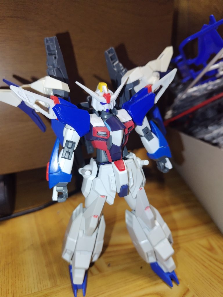 今のデザインに決まる前の姿。ほとんど面影がありませんね。