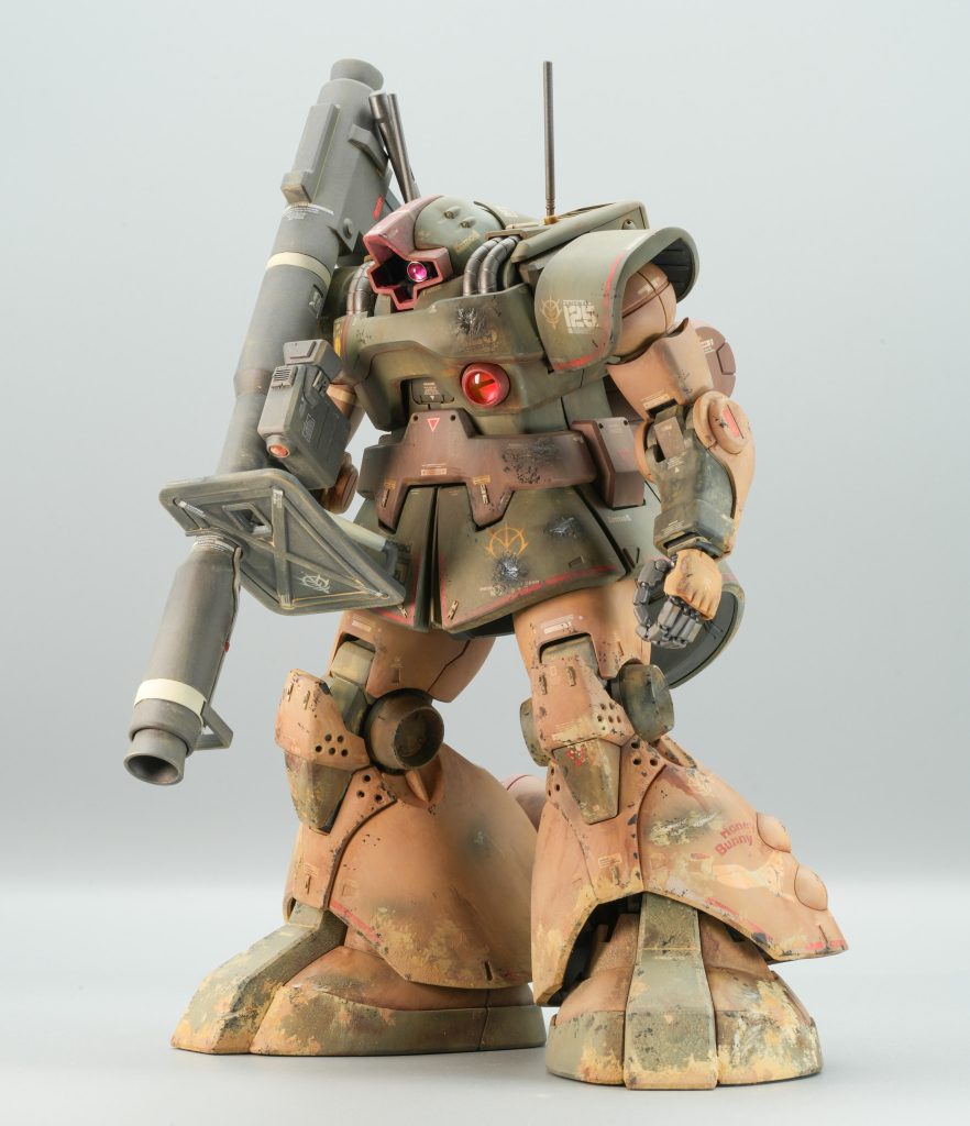 ラケバス装備の立ち姿。