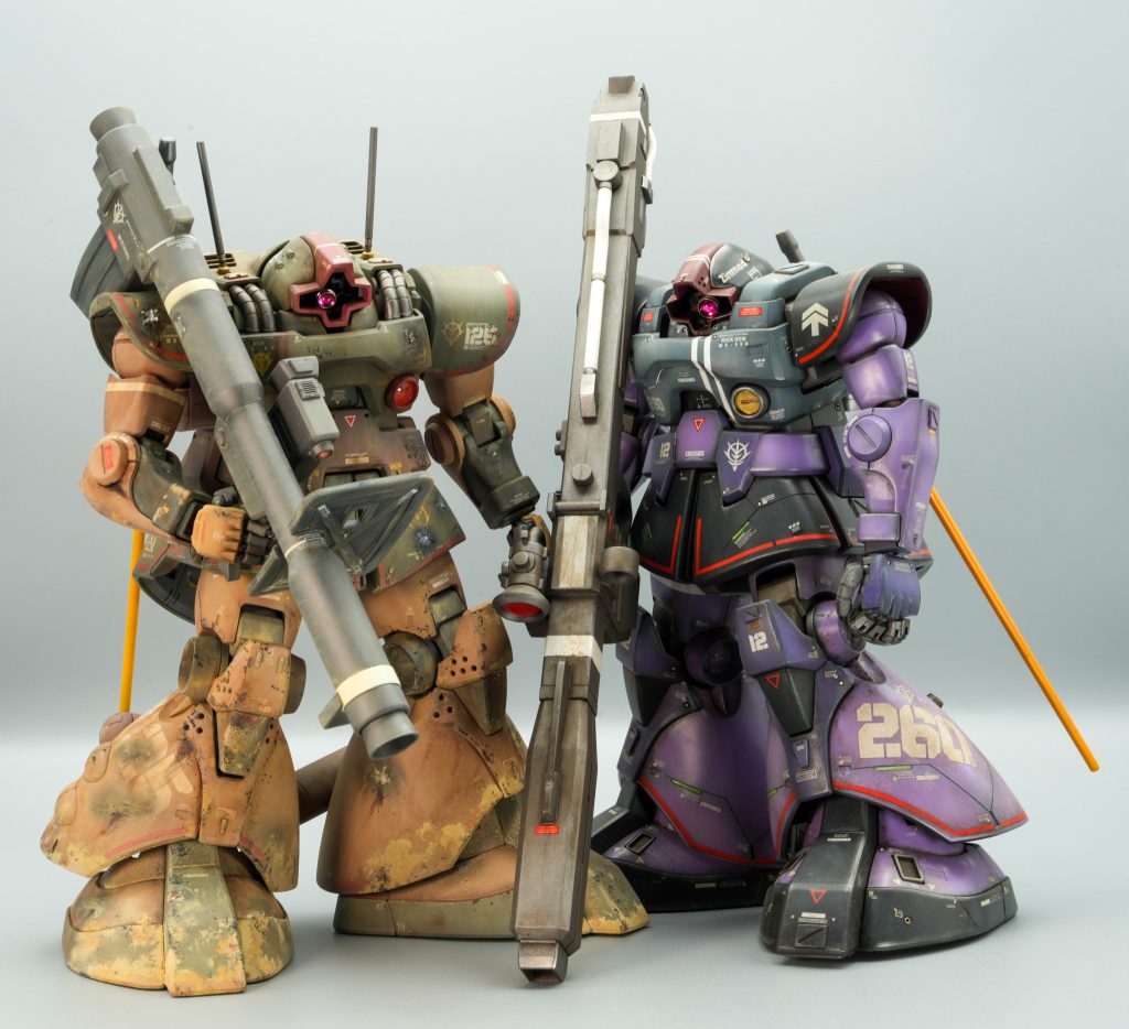 前に作成したリックドムと一緒に撮影